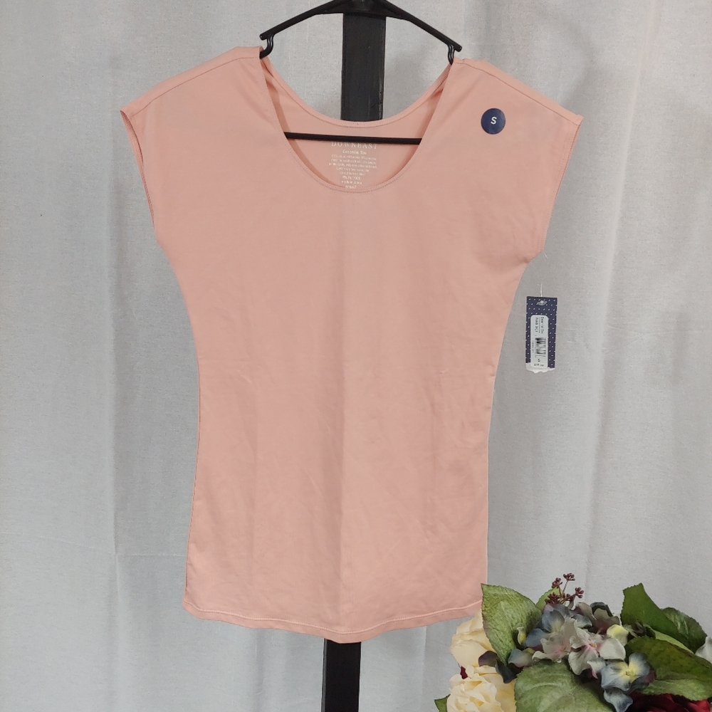 *3/$25* Downeast Essential Tee NWT S.  M05